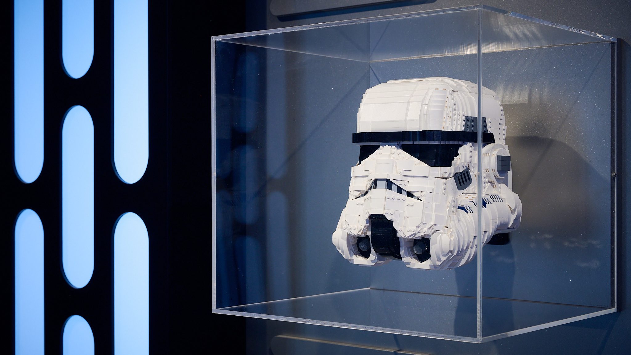 stormtrooper helmet e1752700949933